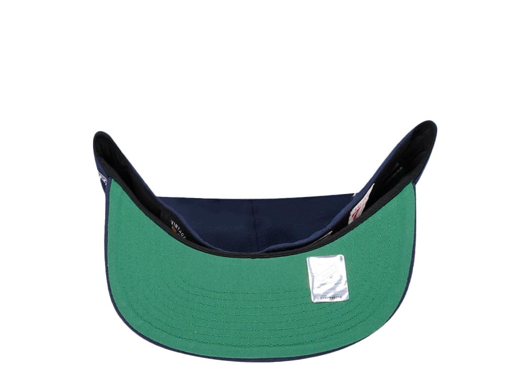 Mitchell & Ness Hartford Whalers 10 Years Vintage Edition Dynasty Fitted Casquette