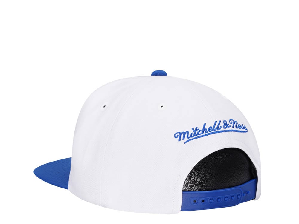 Mitchell & Ness Toronto Maple Leafs Vintage Sharktooth Snapback Casquette