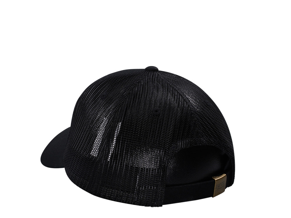 Von Dutch Oval Patch Black Edition Trucker Strapback Casquette