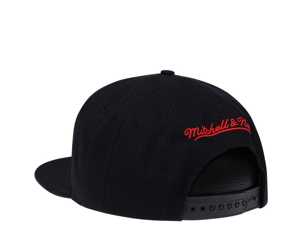 Mitchell & Ness Chicago Bulls Back to Back Champions Black Snapback Casquette