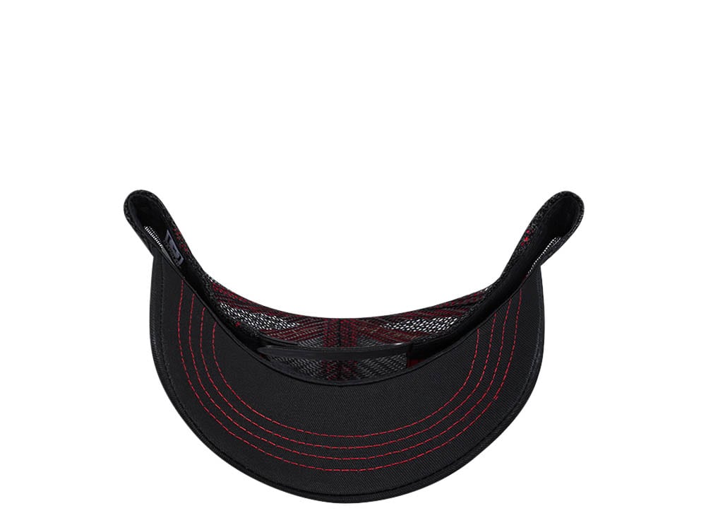 Capslab Looney Tunes Taz Black Trucker Snapback Casquette