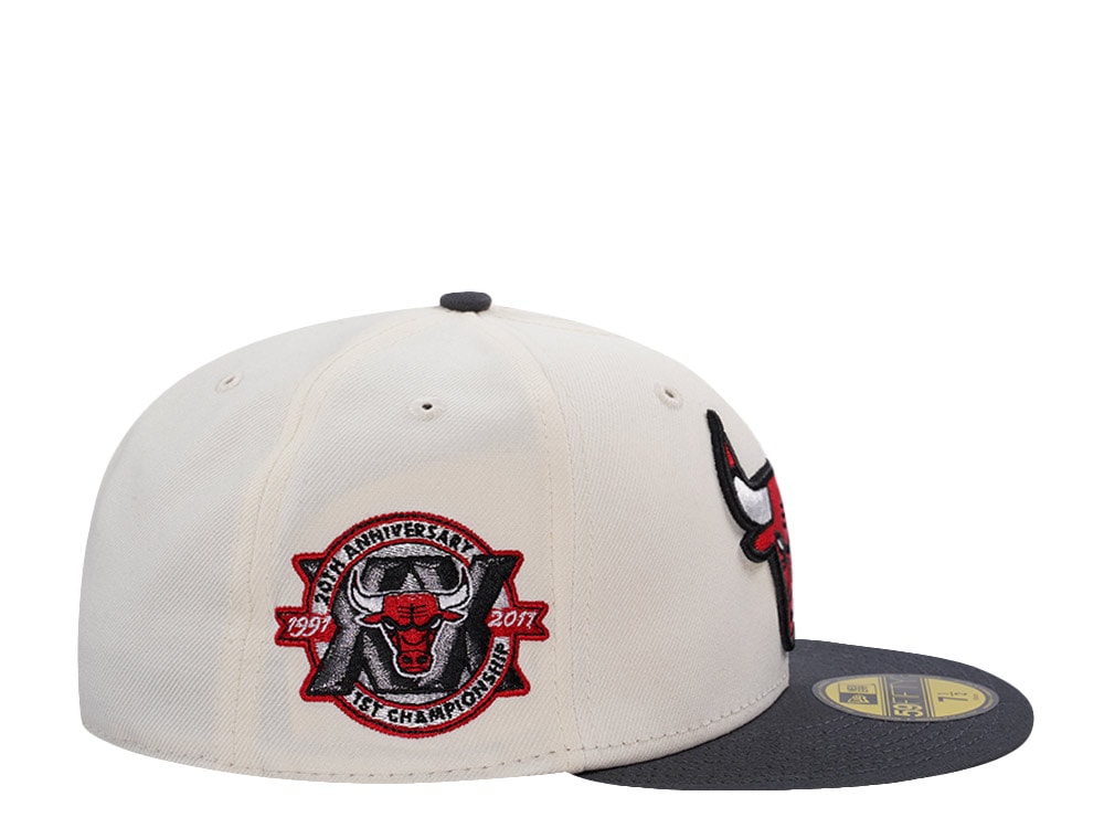New Era Chicago Bulls 20th Anniversary Chrome Two Tone Edition 59Fifty Fitted Casquette