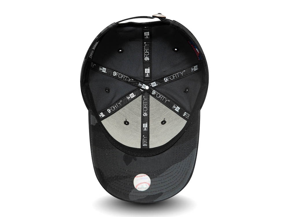 New Era New York Yankees League Essential Black Camo 9Forty Strapback Casquette