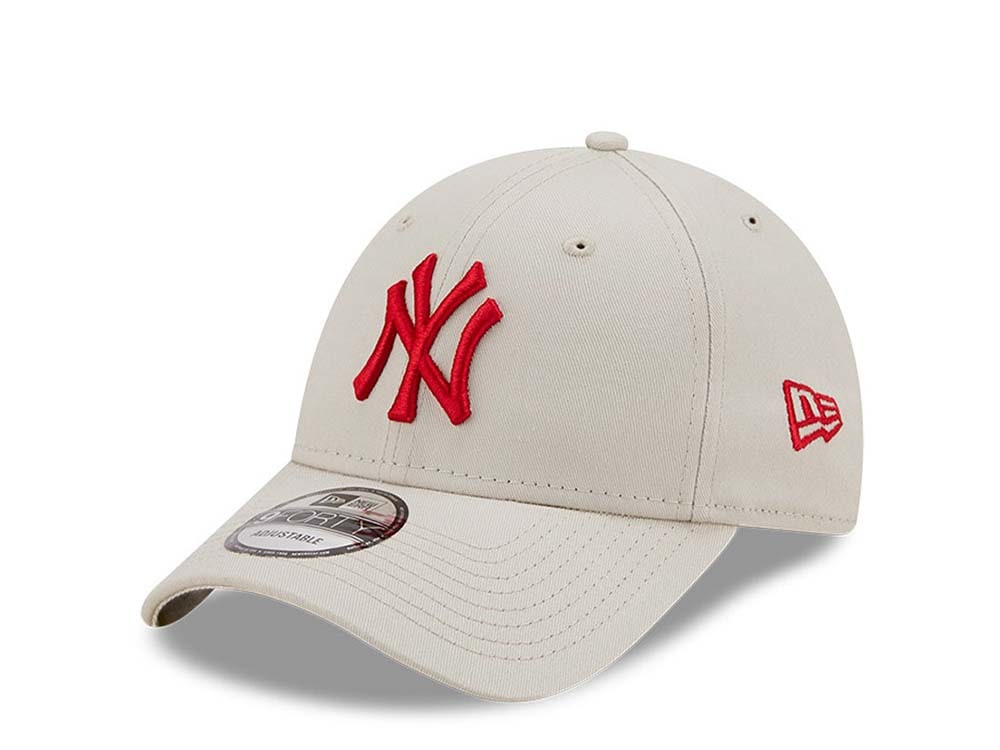New Era New York Yankees League Essential Beige 9Forty Strapback Casquette