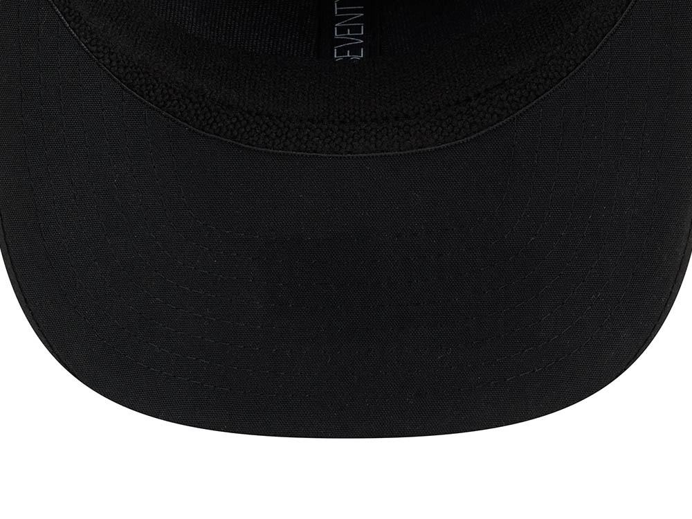 New Era San Francisco 49ers NFL Salute to Service 2026 Digi Camo Black 9Seventy Stretch Snapback Casquette