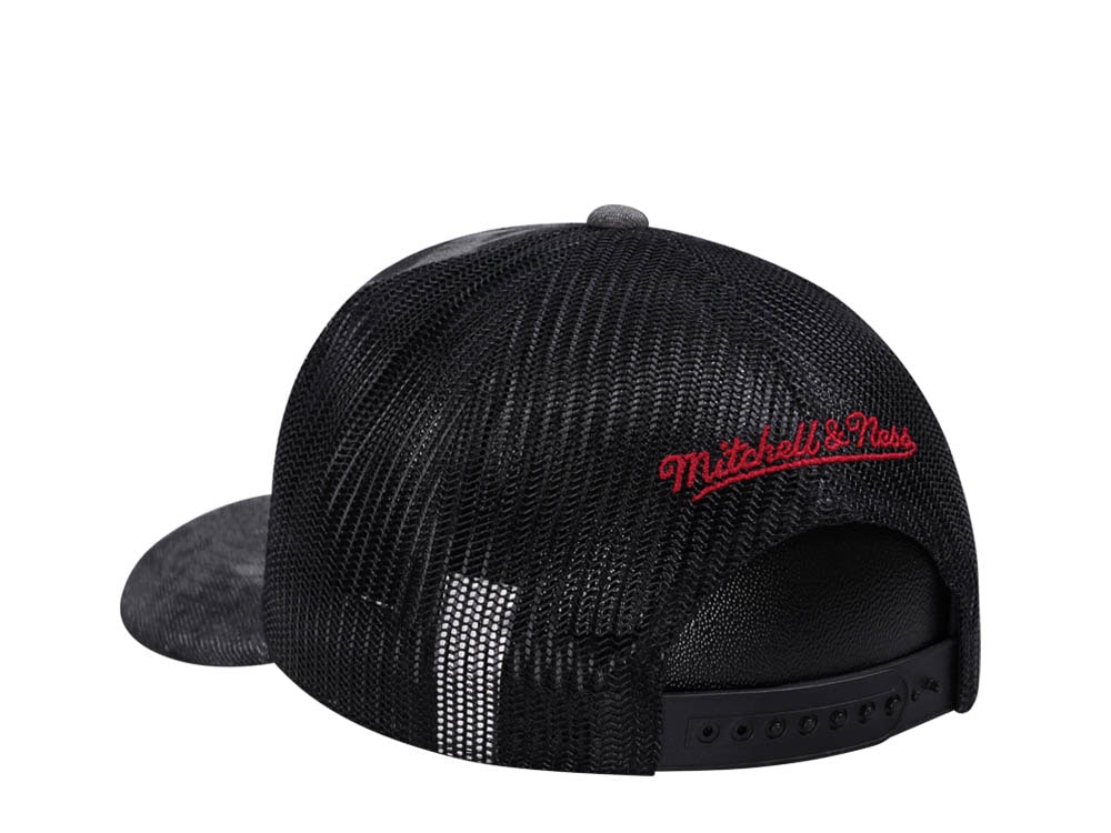 Mitchell & Ness Atlanta Hawks Burnt Ends Black Trucker Snapback Casquette