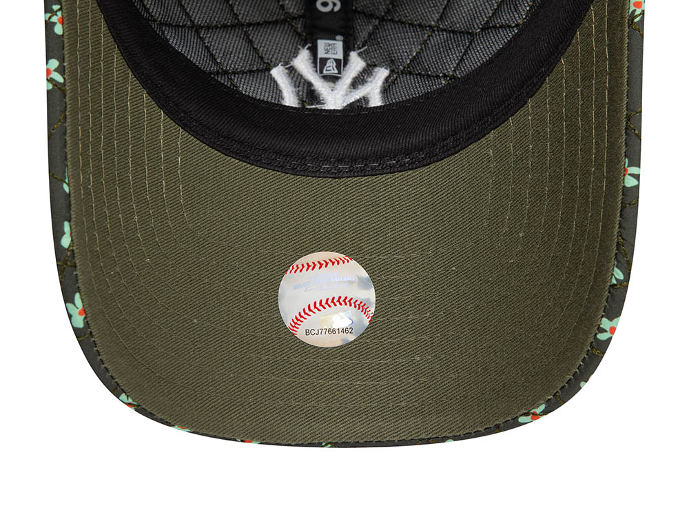 New Era New York Yankees Floral Quilt Olive Womens 9Twenty Strapback Casquette