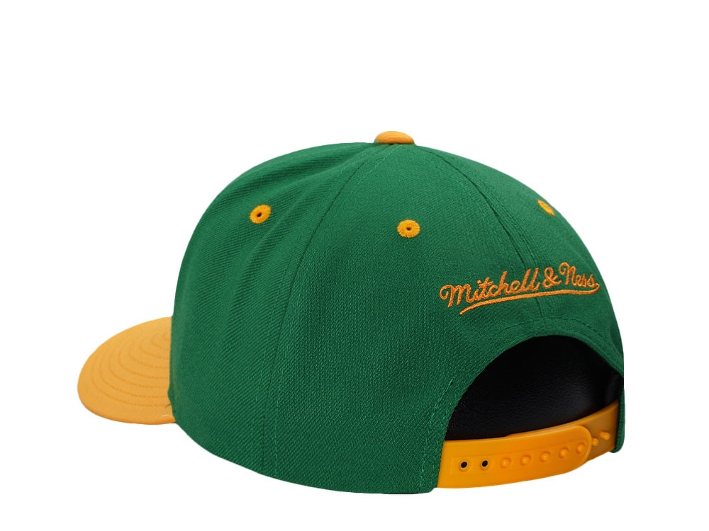 Mitchell & Ness Milwaukee Bucks Two Tone Pro Crown Fit Snapback Casquette