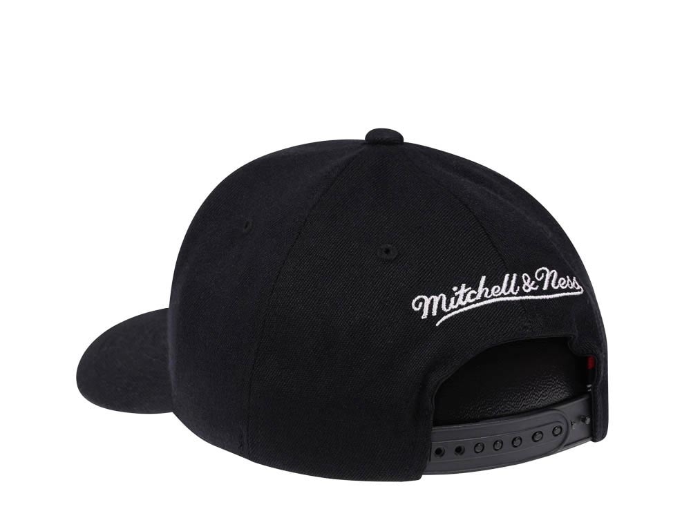 Mitchell & Ness Brooklyn Nets Team Ground Red Line Black Solid Flex Snapback Casquette