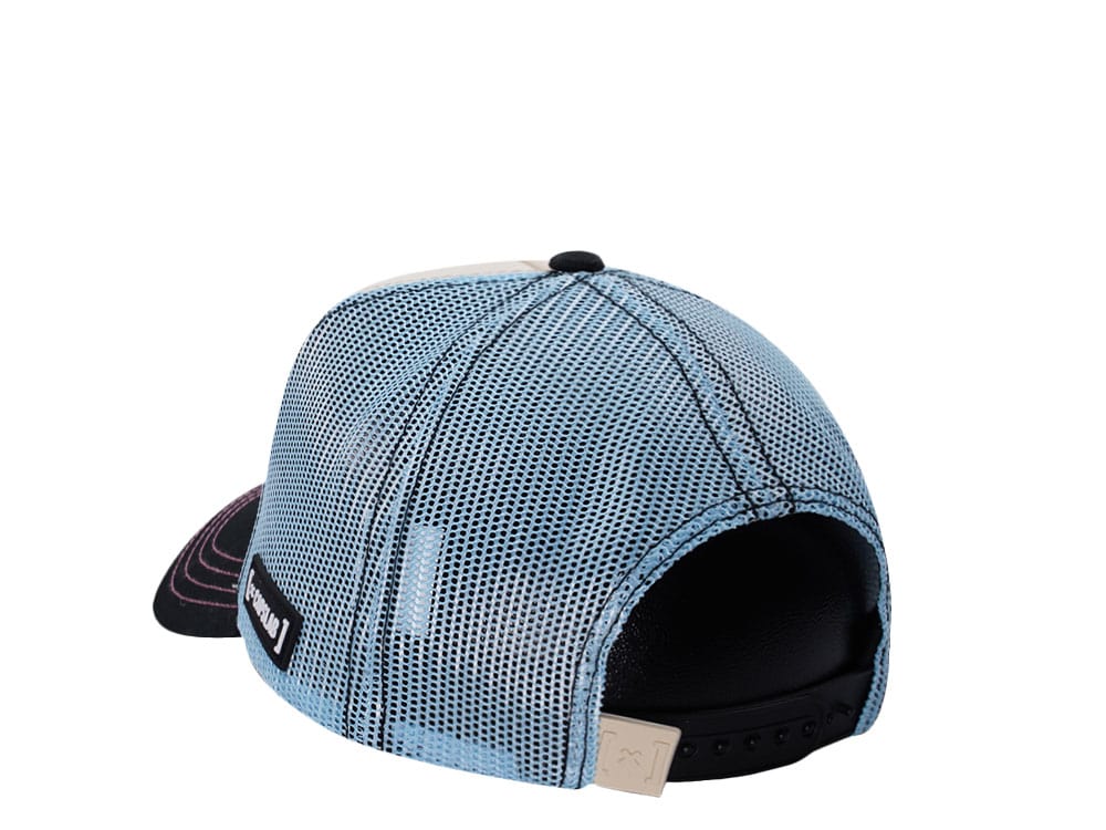 Capslab Looney Tunes Daffy Beige Trucker Snapback Casquette