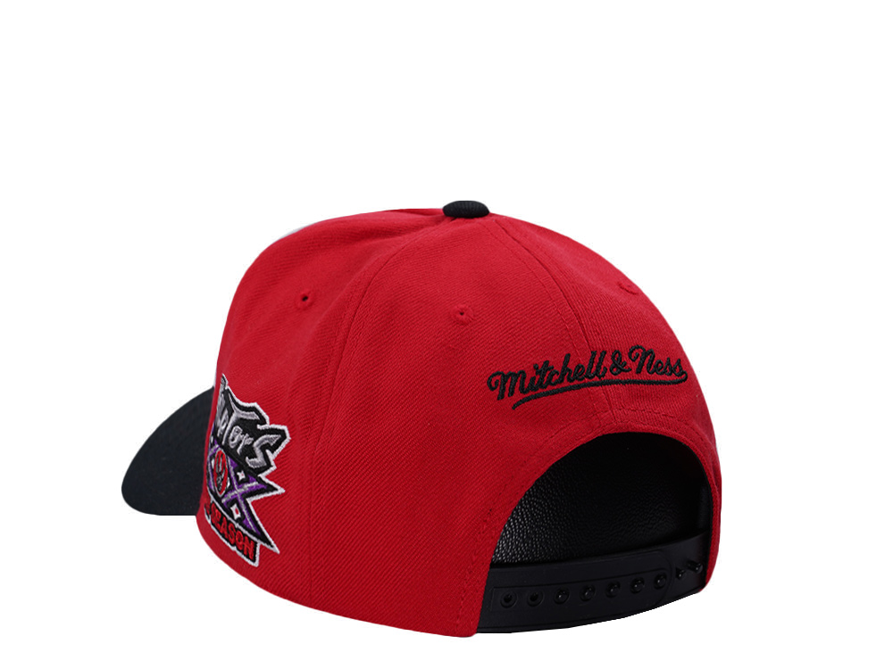 Mitchell & Ness Toronto Raptors NBA In The City Red Edition Pro Pinch Fit Snapback Casquette