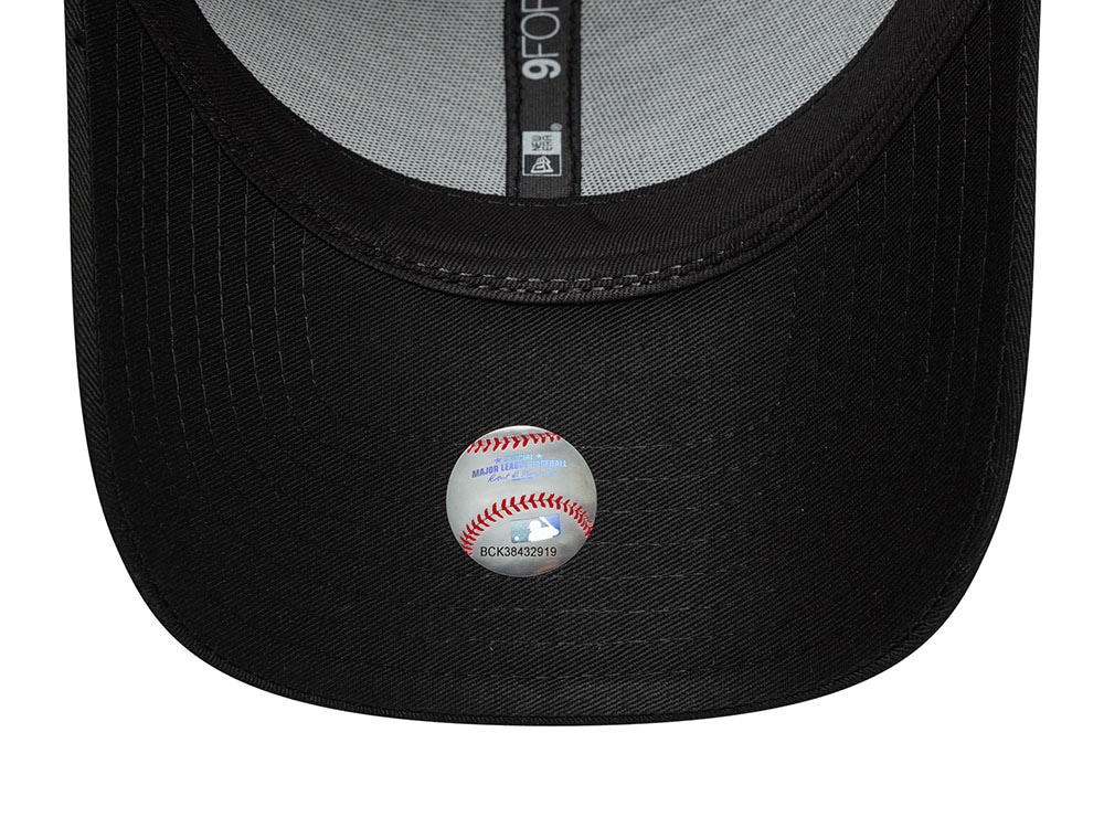 New Era New York Yankees Metallic Black  9Forty Snapback Casquette