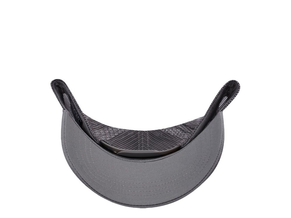 Von Dutch Rubber Logo Gray Edition Trucker Snapback Casquette