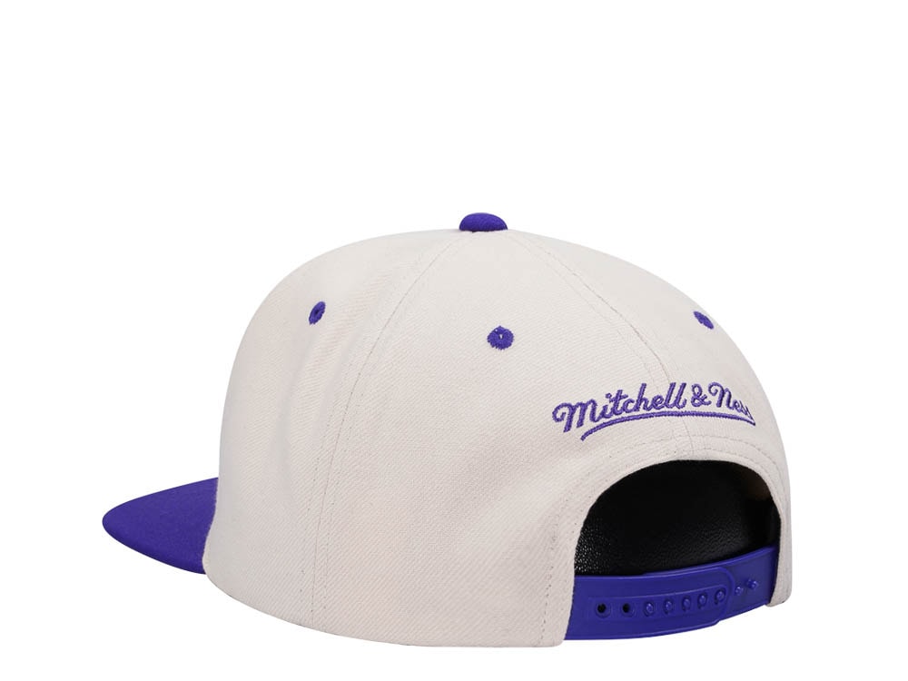 Mitchell & Ness Milwaukee Bucks Sail Off White Two Tone Snapback Casquette