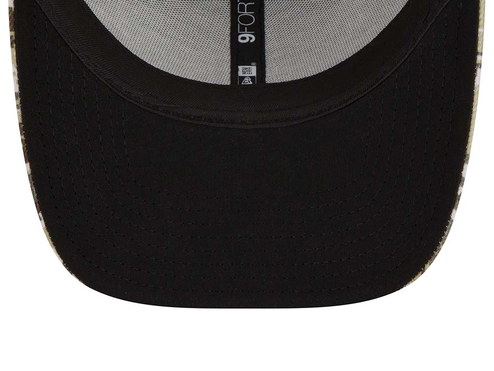 New Era Cleveland Browns Salute to Service 21 9Forty Trucker Snapback Casquette