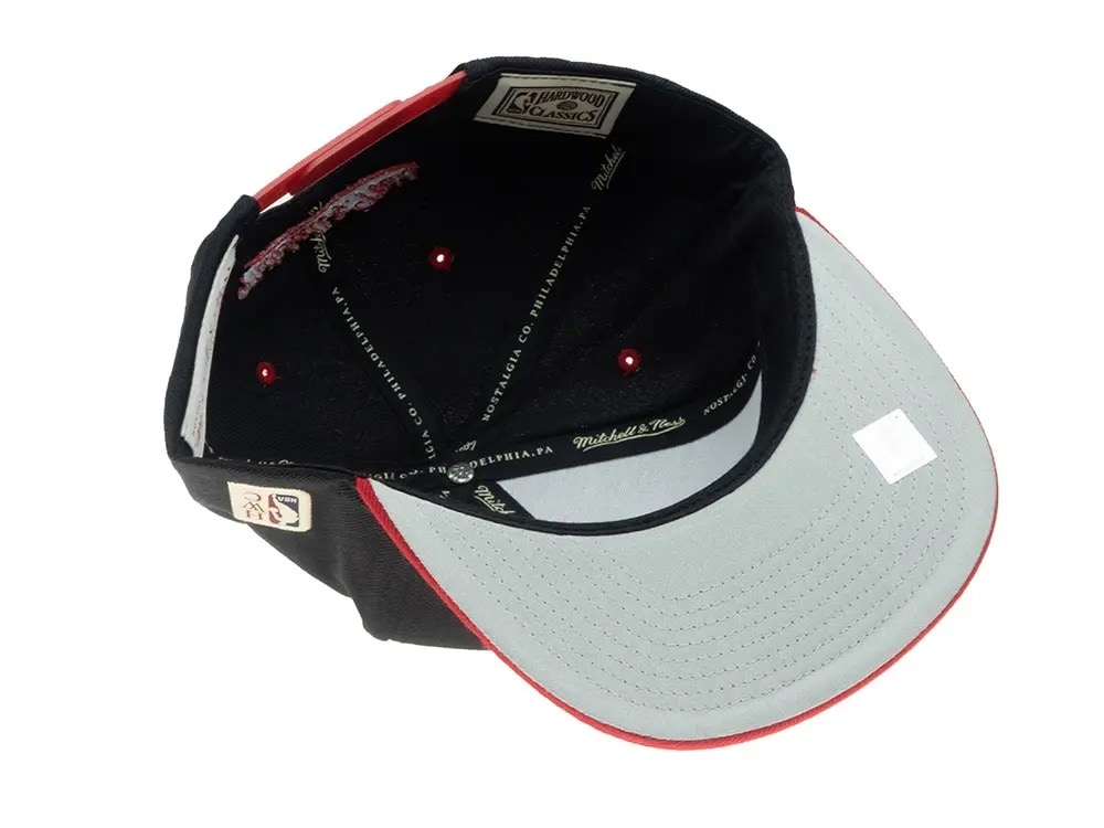 Mitchell & Ness Philadelphia 76ers HWC Team Arch Snapback Casquette