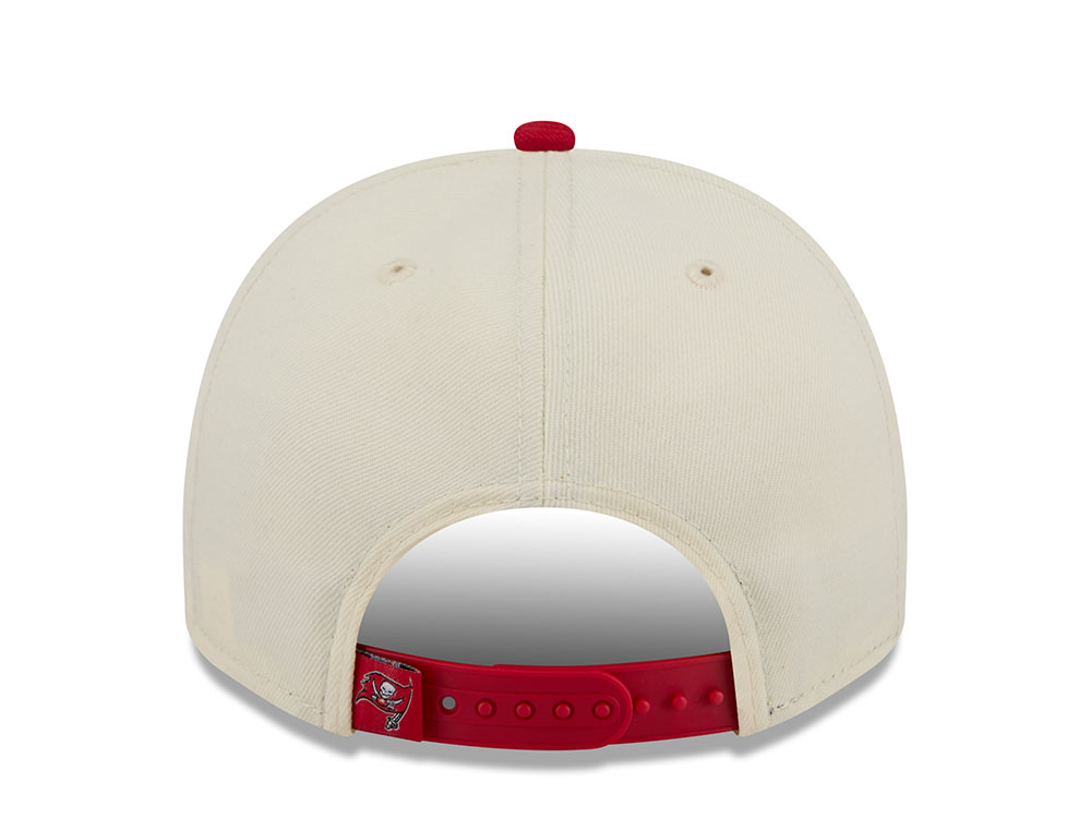 New Era Tampa Bay Buccaneers 1975 Classic Chrome Edition 9Fifty A Frame Snapback Casquette
