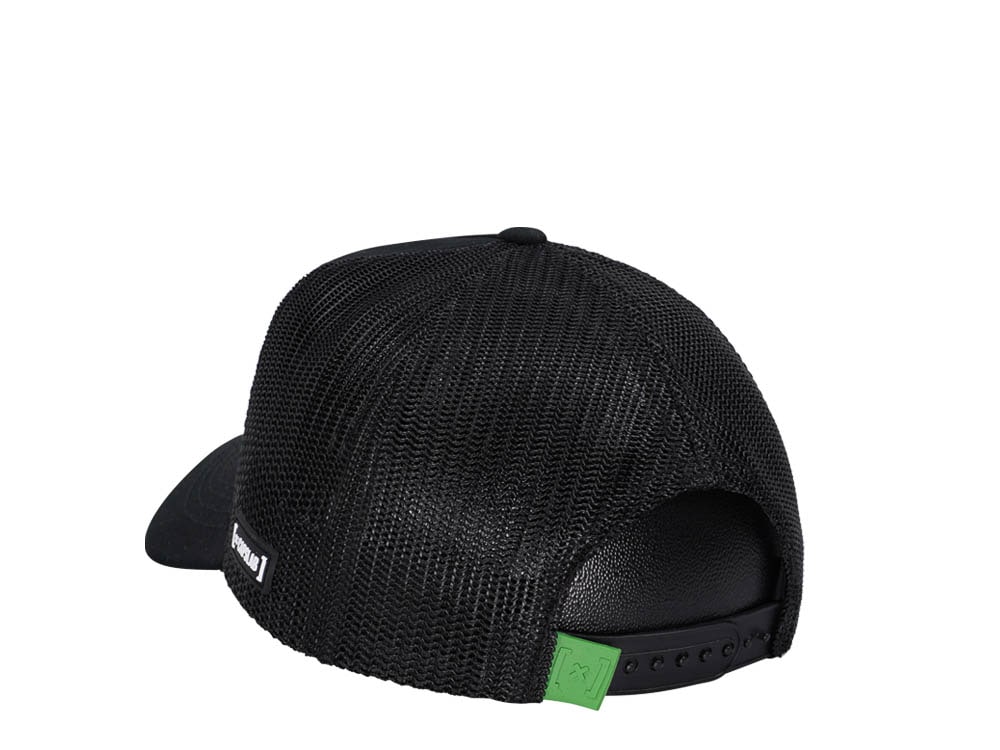 Capslab Rick and Morty Pickle Rick Trucker Snapback Casquette