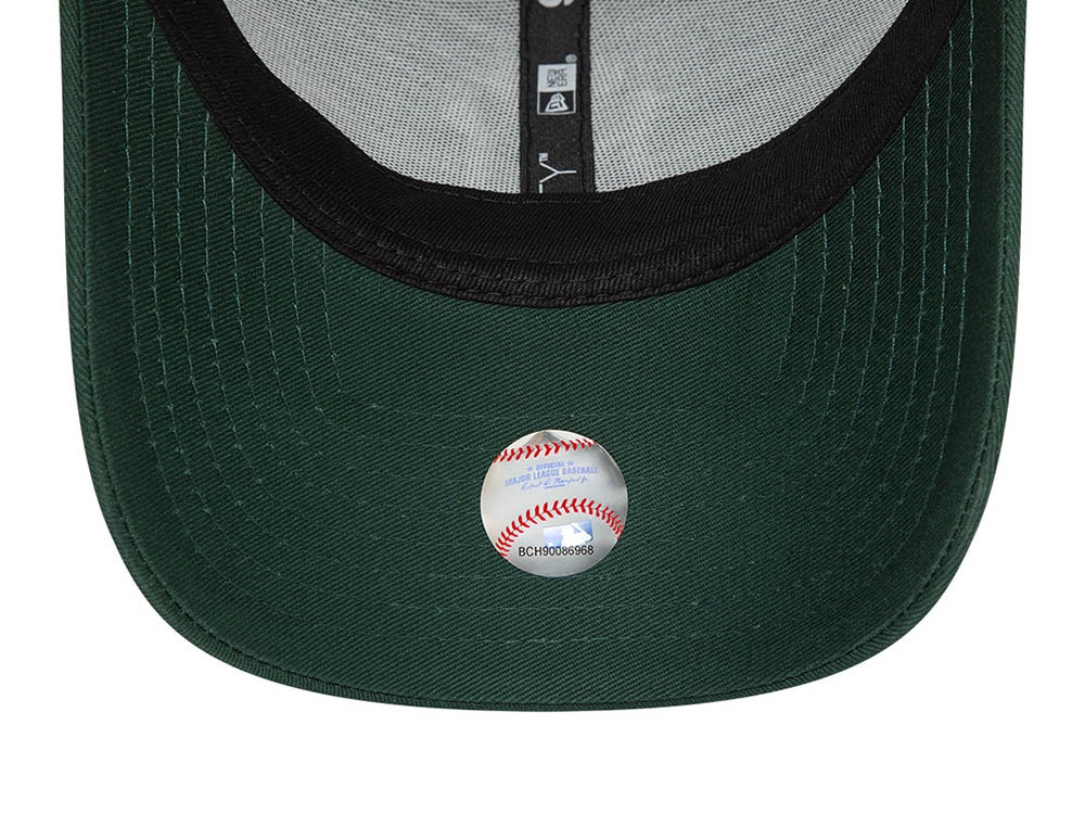 New Era New York Yankees League Essential Dark Green 9Forty Strapback Casquette