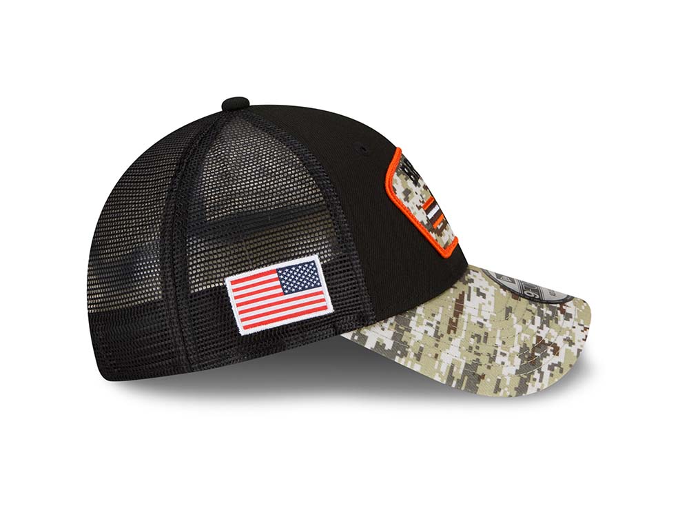 New Era Cleveland Browns Salute to Service 21 9Forty Trucker Snapback Casquette