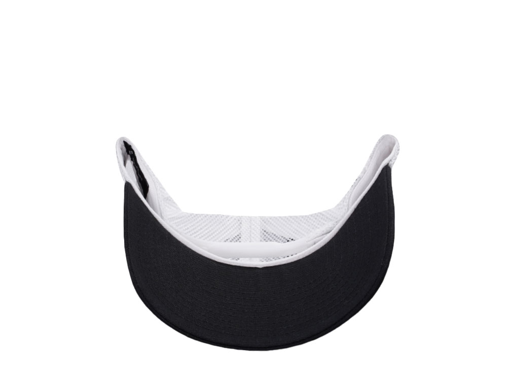 Brixton MFG Co Black and White Trucker Snapback Casquette
