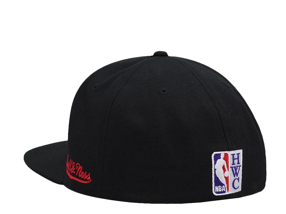 Mitchell & Ness Toronto Raptors Logo History Hardwood Classic Dynasty Fitted Casquette