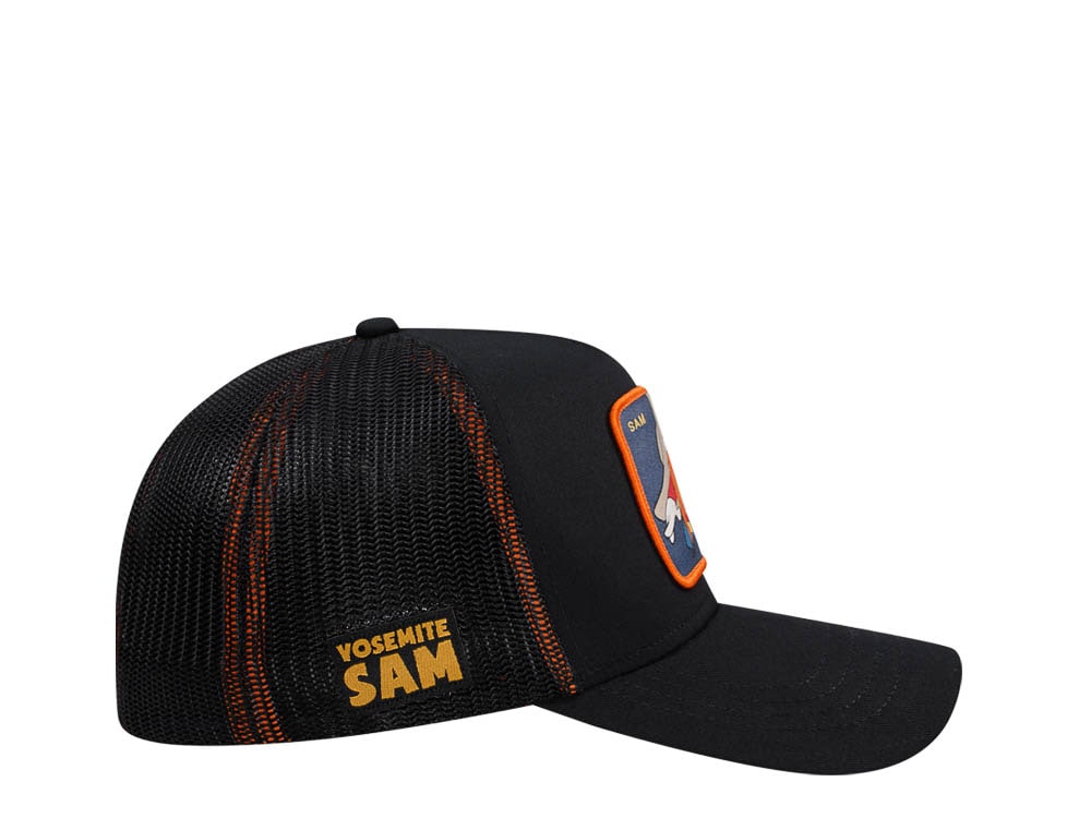 Capslab Looney Tunes Yosemite Sam Black Trucker Snapback Casquette
