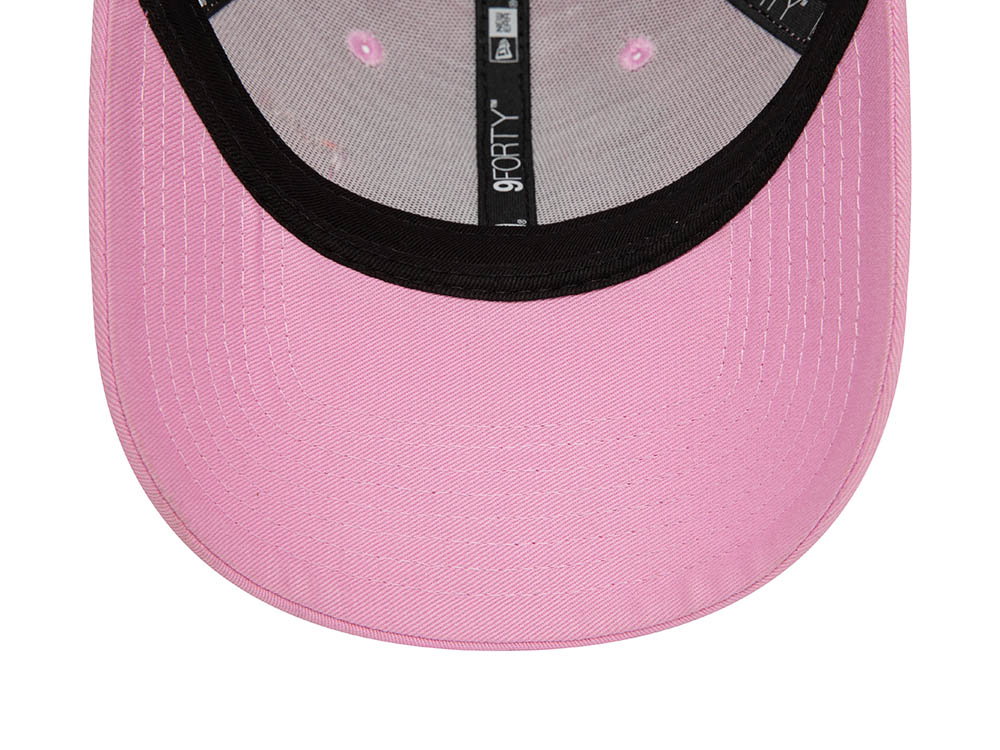 New Era New York Yankees League Essential Pink 9Forty Strapback Casquette