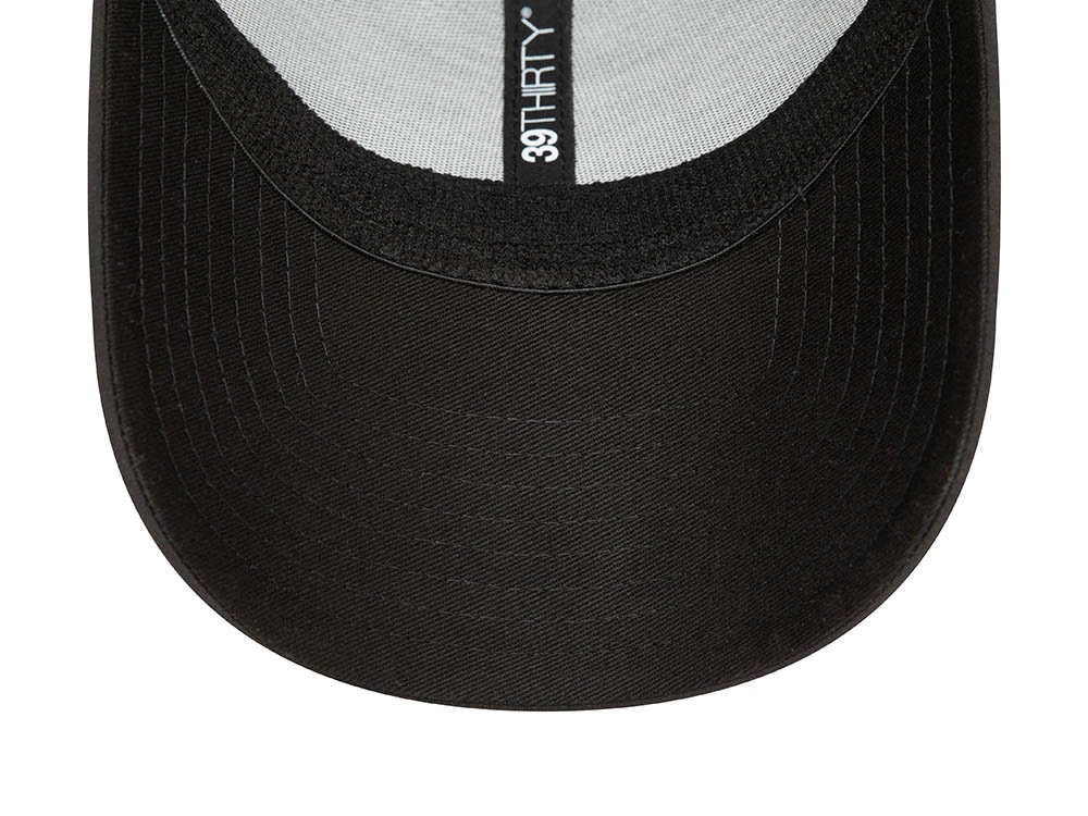 New Era Manchester United Holographic Black 39Thirty Stretch Casquette