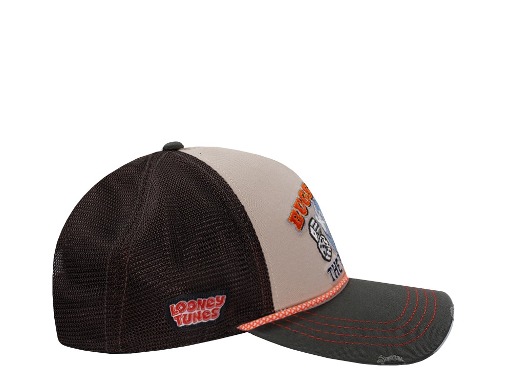 Capslab Looney Tunes Bugs Bunny Distressed Brown Trucker Snapback Casquette