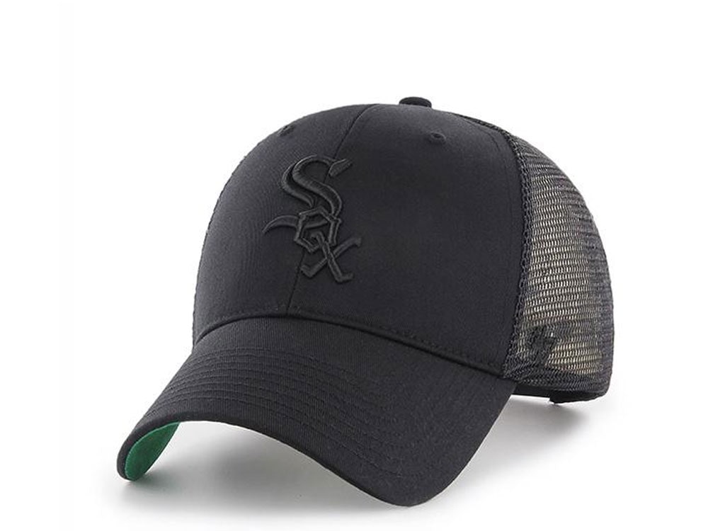 47Brand Chicago White Sox Black on Black Classic Trucker Snapback Casquette