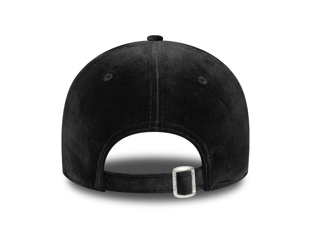 New Era New York Yankees Black Velour Womens 9Forty Strapback Casquette