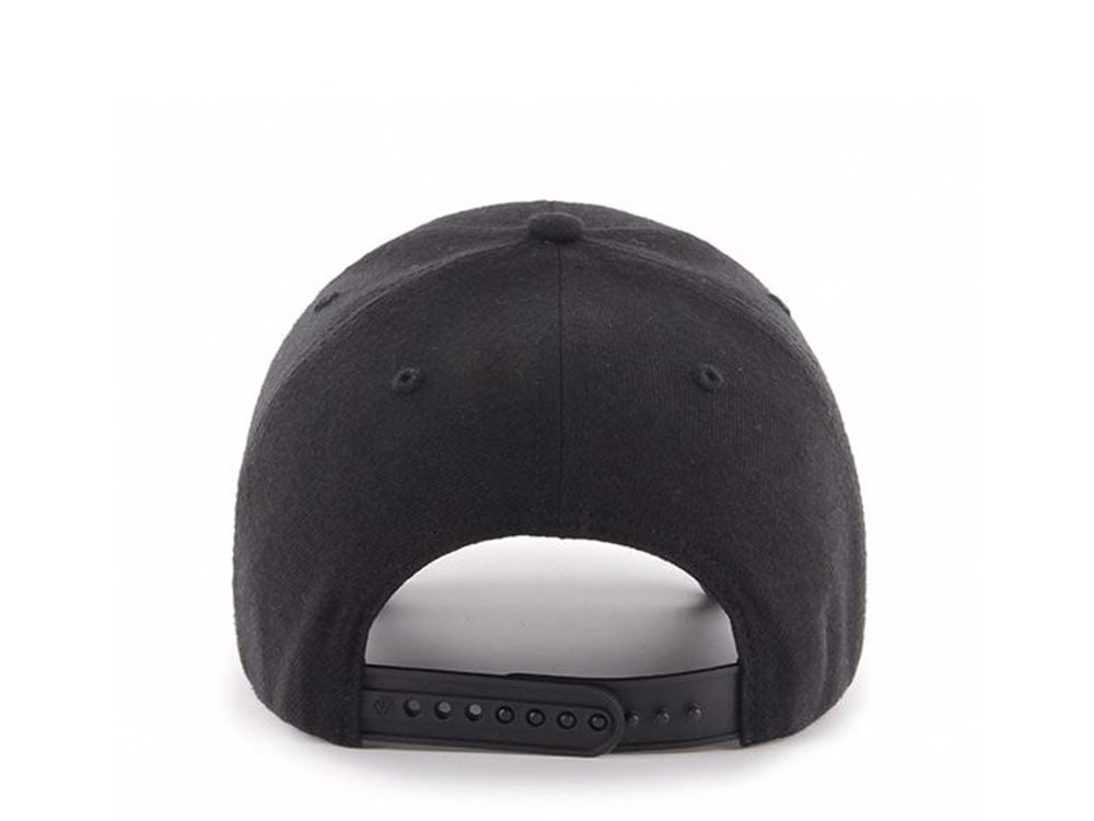47Brand Atlanta Braves Black on Black Classic Snapback Casquette