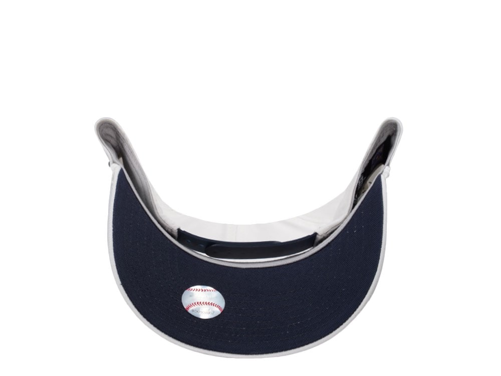 Nike Boston Red Sox 1969 Cooperstown White Edition Snapback Casquette