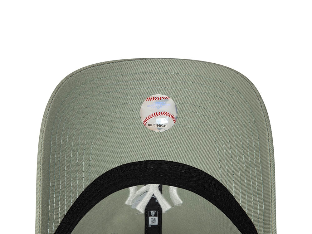 New Era New York Yankees League Essential Olive 9Twenty Strapback Casquette