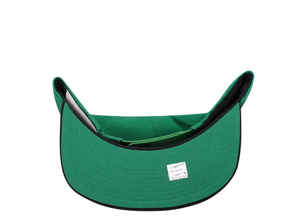 Mitchell & Ness Boston Celtics Team Two Tone 2.0 Green Snapback Casquette