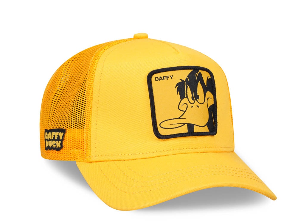 Capslab Looney Tunes Daffy Trucker Snapback Casquette