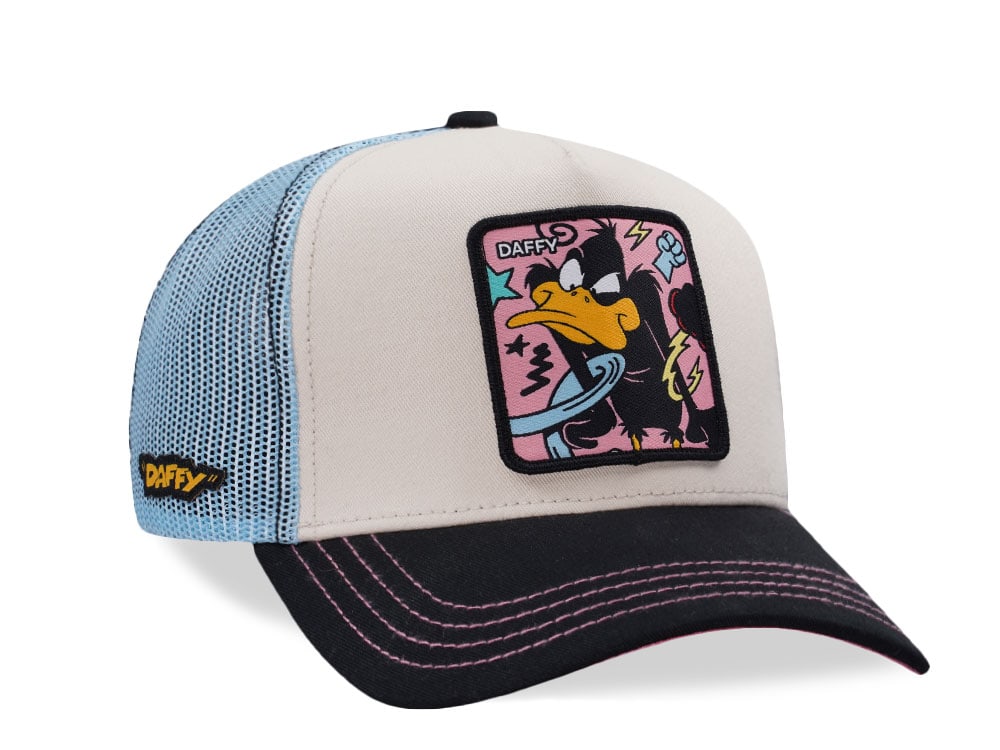 Capslab Looney Tunes Daffy Beige Trucker Snapback Casquette