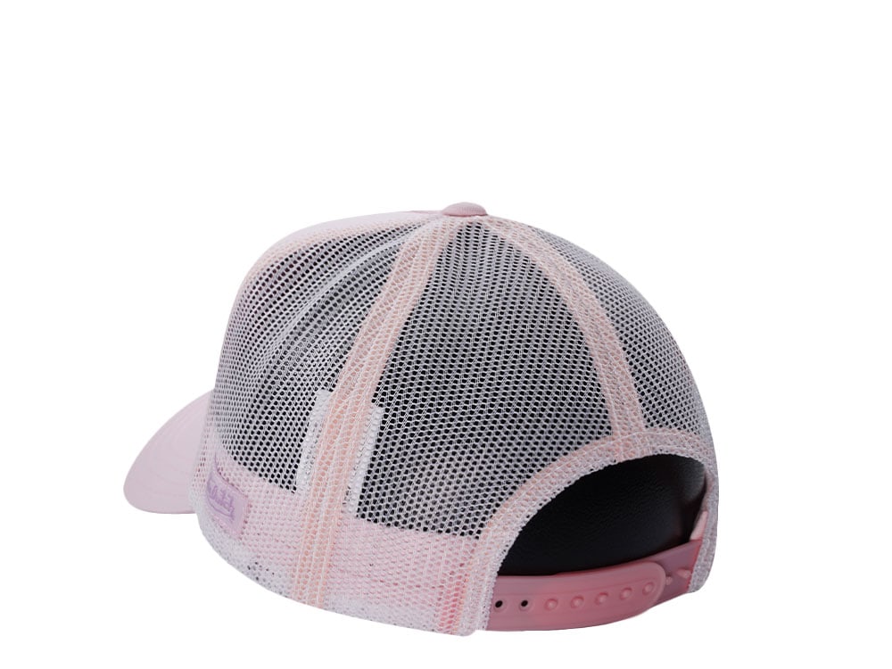 Von Dutch Love Heart Patch Pink Trucker Snapback Casquette