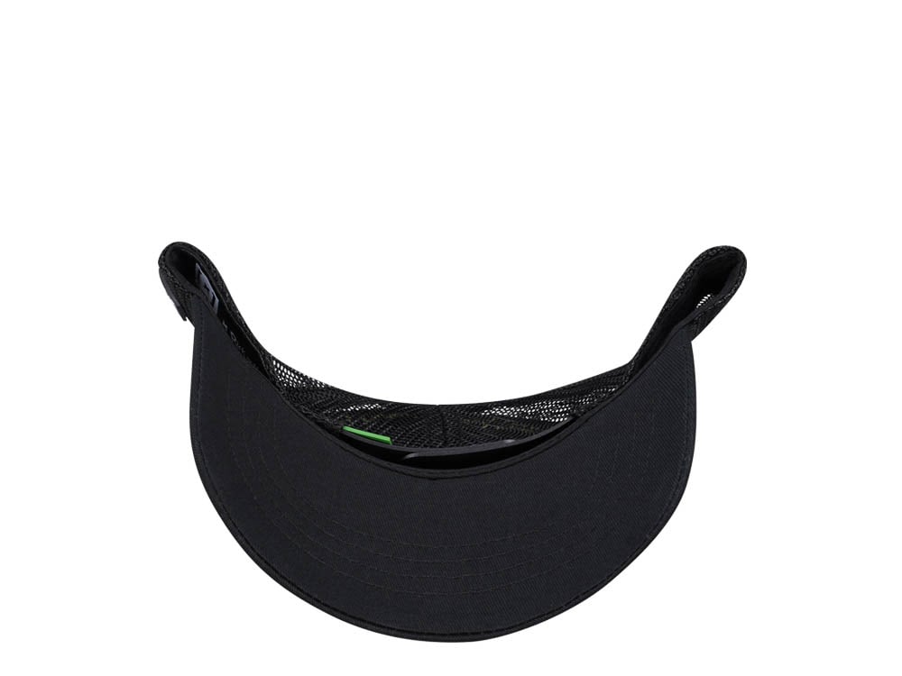 Capslab Rick and Morty Pickle Rick Trucker Snapback Casquette
