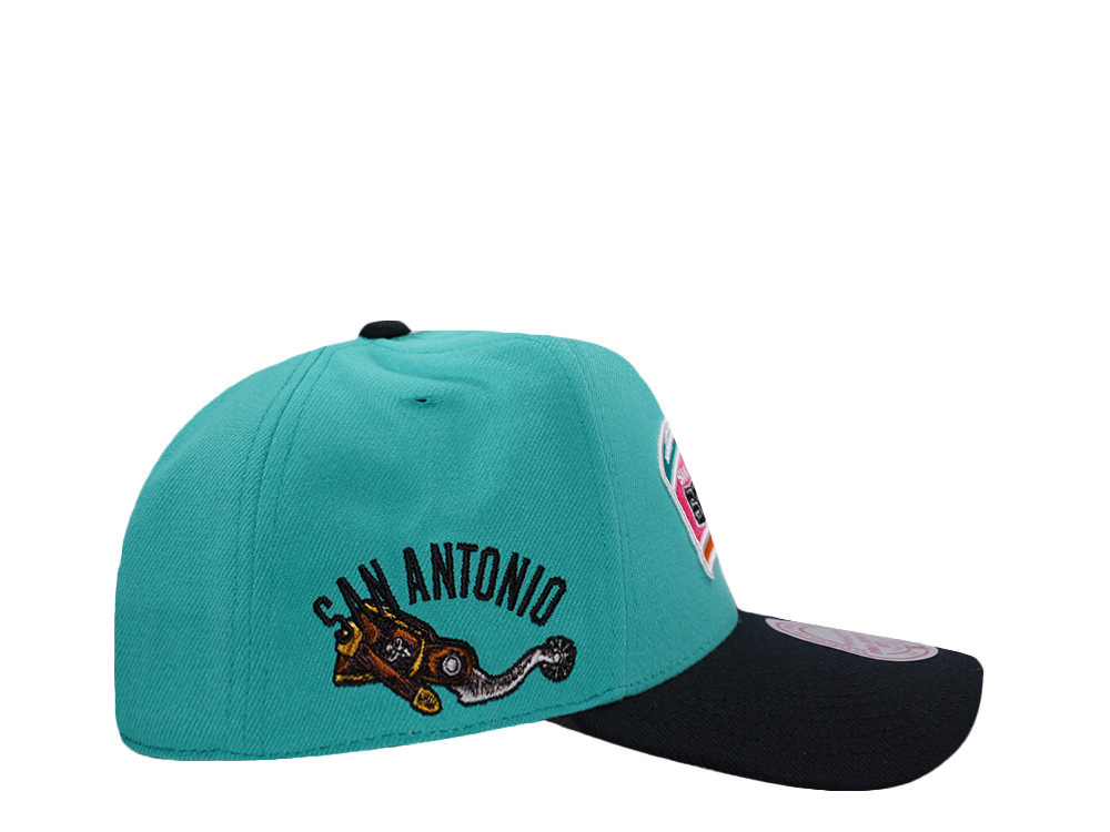 Mitchell & Ness San Antonio Spurs NBA In The City Teal Edition Pro Pinch Fit Snapback Casquette