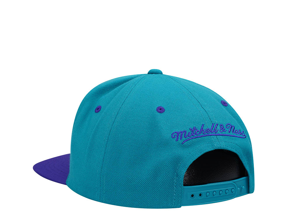 Mitchell & Ness Charlotte Hornets Breakthrough Two Tone Snapback Casquette