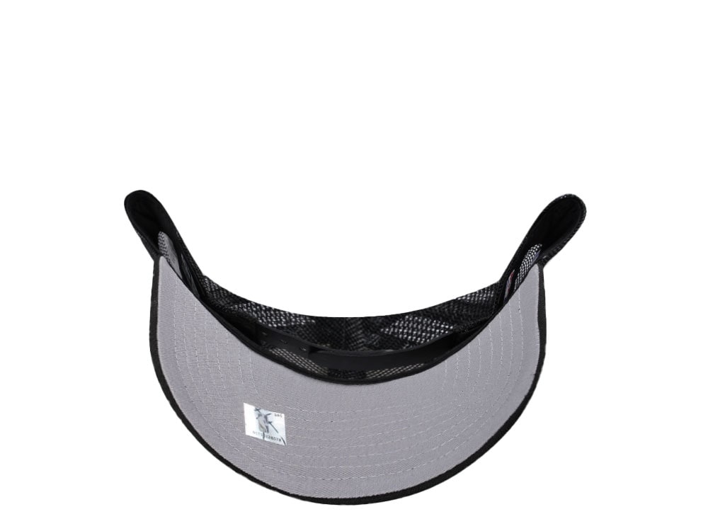 New Era Philadelphia 76ers Classic Two Tone Edition Trucker 9Forty A Frame Snapback Casquette
