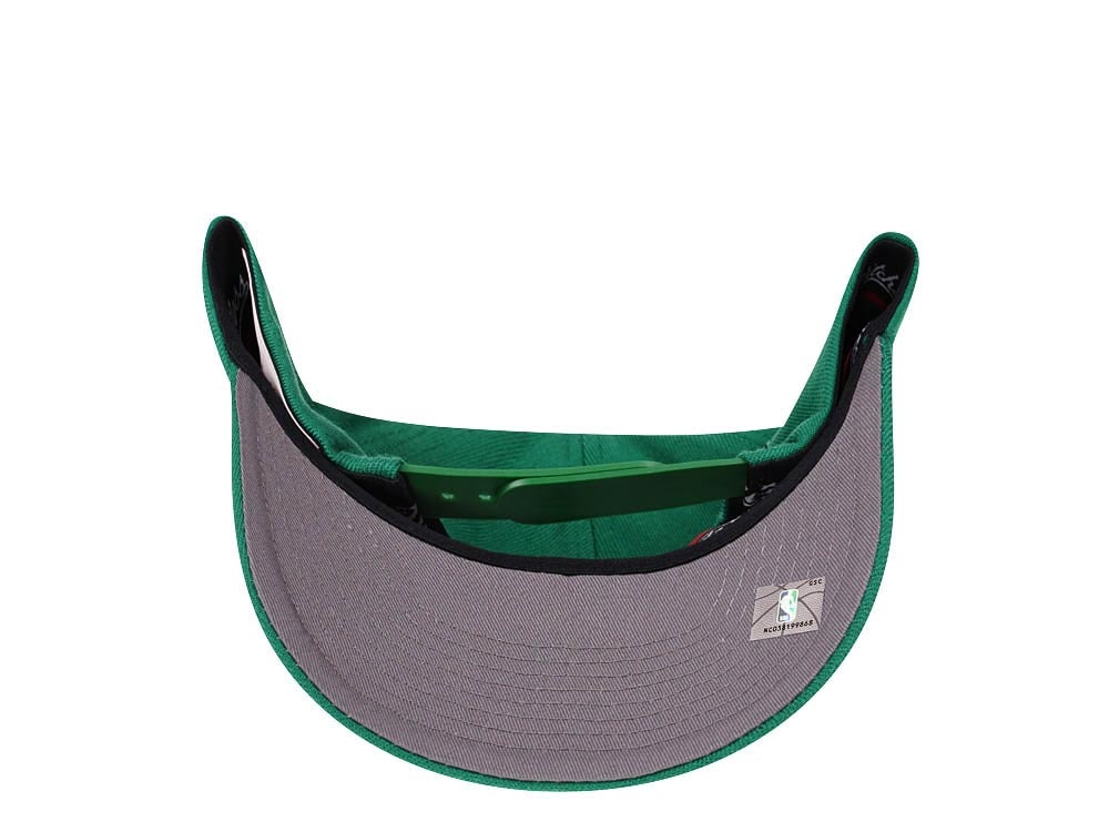 Mitchell & Ness Boston Celtics Team Ground Red Line Solid Flex Snapback Casquette