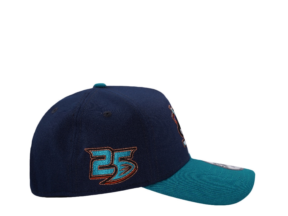 New Era Anaheim Ducks 25th Anniversary Ocean Blue Two Tone Edition 9Forty A Frame Snapback Casquette