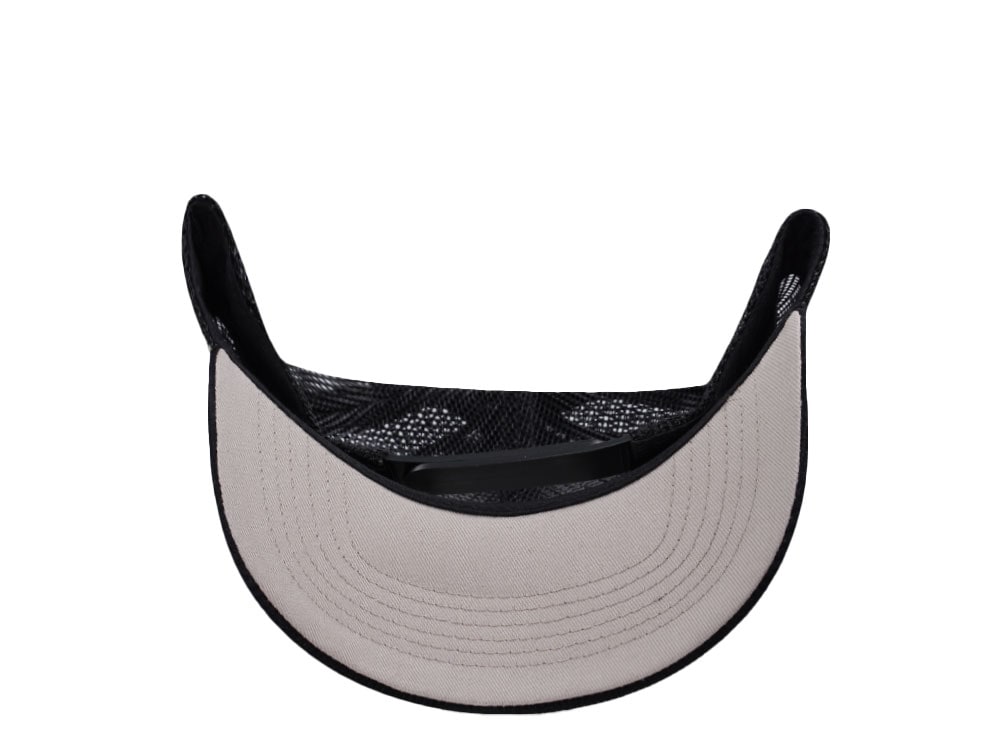 Parallel Union Play Dirty Black Edition Trucker Snapback Casquette