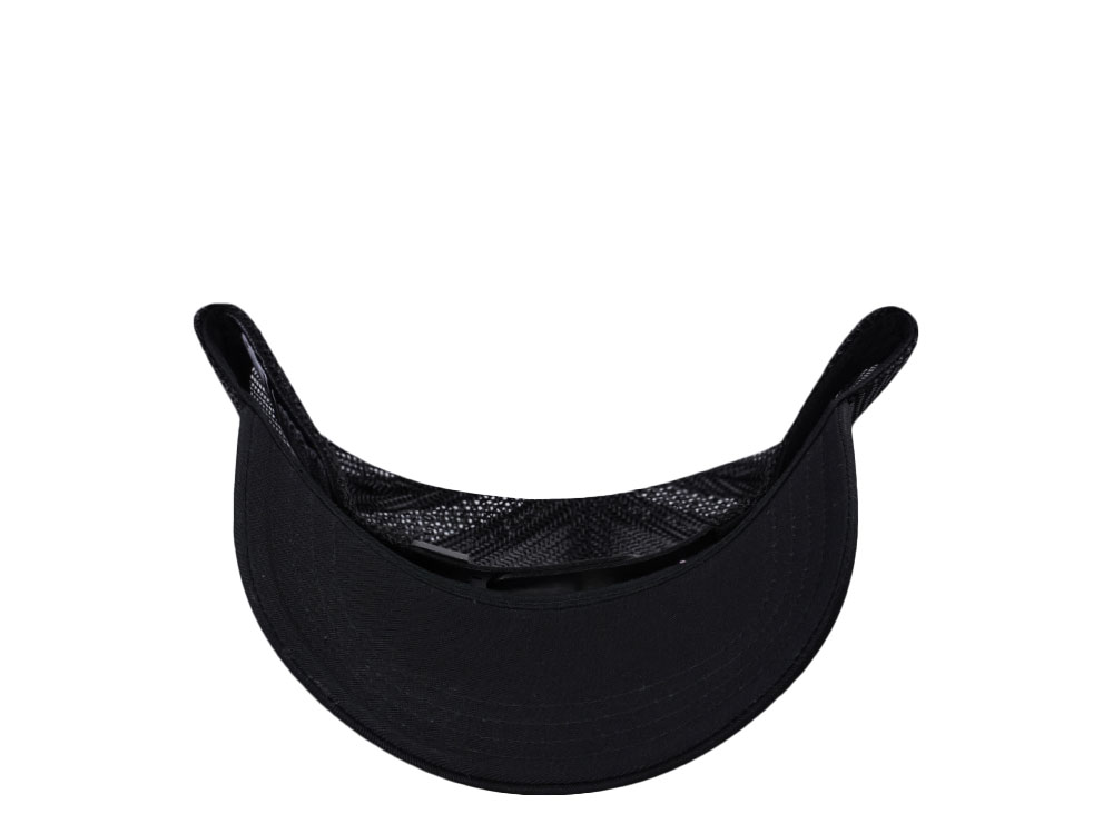 Capslab Naruto Konoha Headband Trucker Snapback Casquette