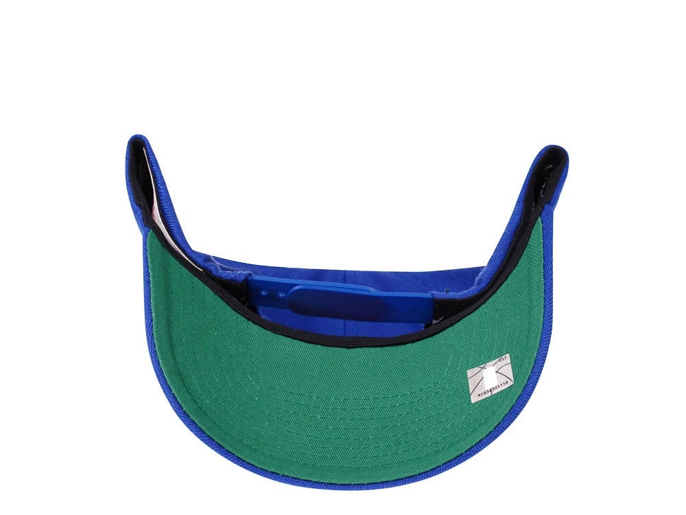 Mitchell & Ness New York Knicks Team Ground Red Line Solid Flex Snapback Casquette