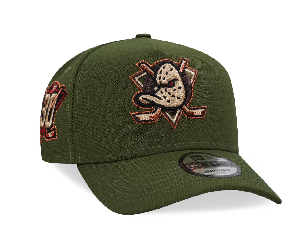 New Era Anaheim Ducks 30th Anniversary Horror Pack Rifle Green Edition 9Forty A Frame Snapback Casquette