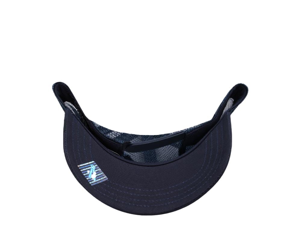 Goorin Bros The Lone Wolf Navy Trucker Snapback Casquette